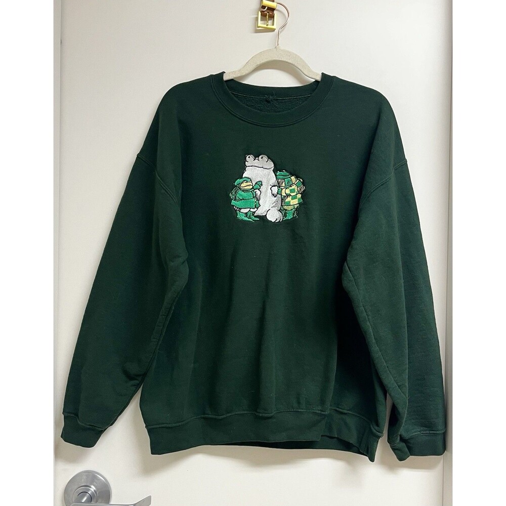 Frog and Toad Embroidered Green Crewneck Pullover Size L